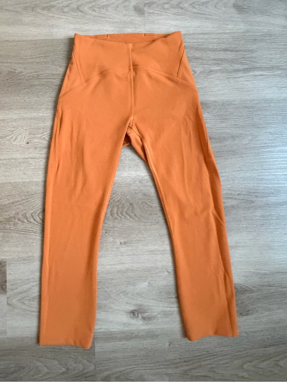 Women’s cropped High-Rise Orange Leggings